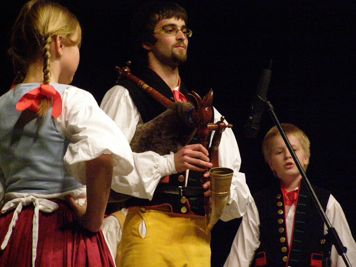 img00123.jpg